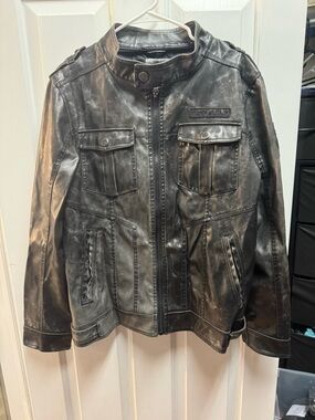 BKE Black Jacket with Branded Patch zipper puller is broken off